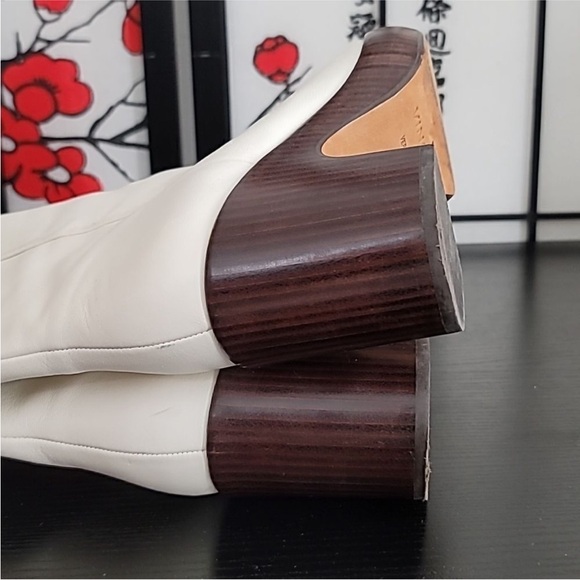 Vince Elegant White Leather Ankle Boots - Picture 7 of 12